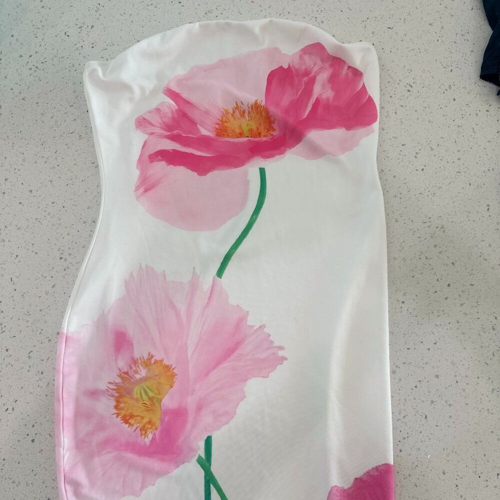 Source Unknown Strapless Dress with Pink Floral Design